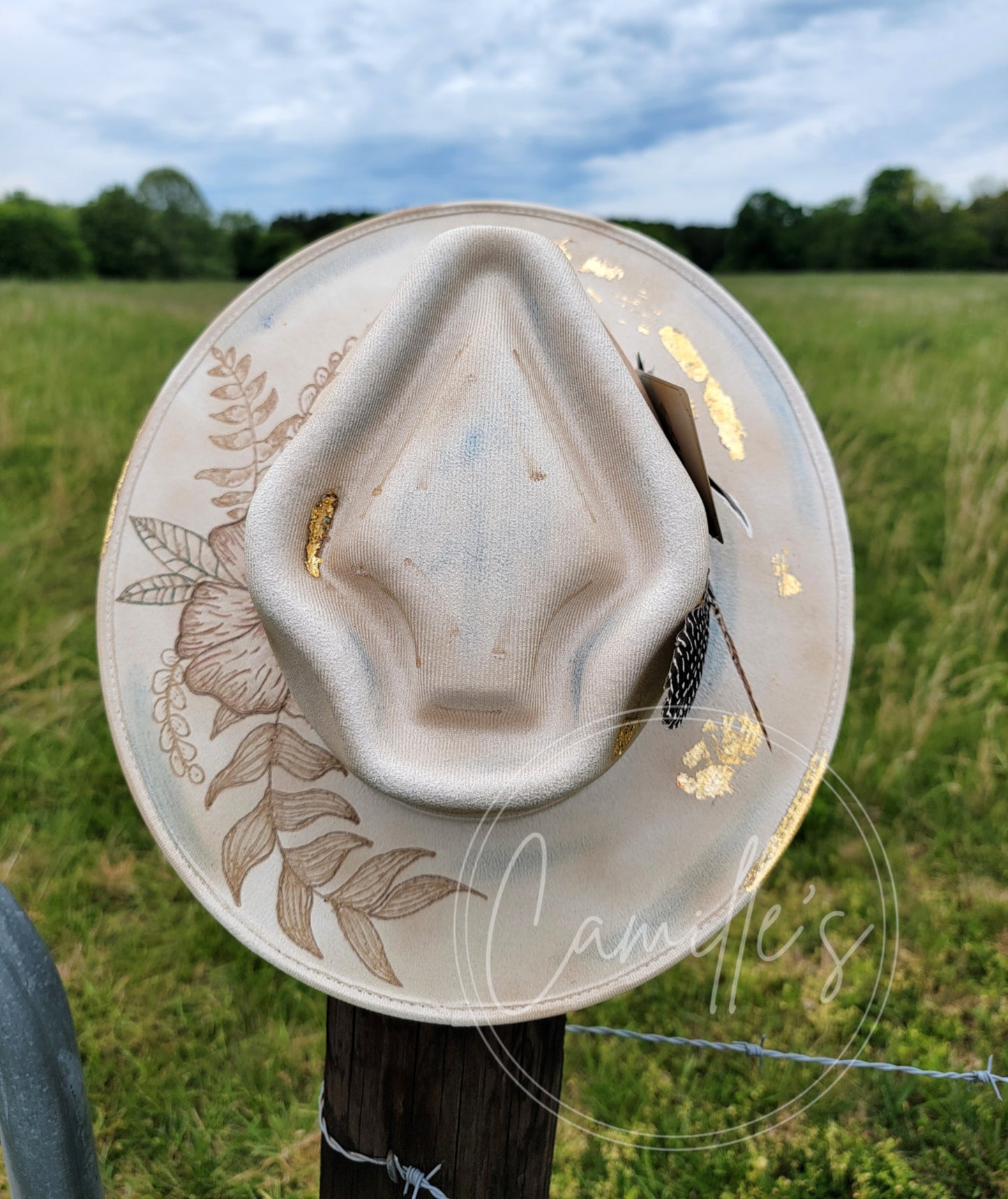 Floral Arrowhead Rancher
